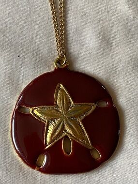 Gold Star Sand Dollar Pendant Necklace - Burgundy and Gold